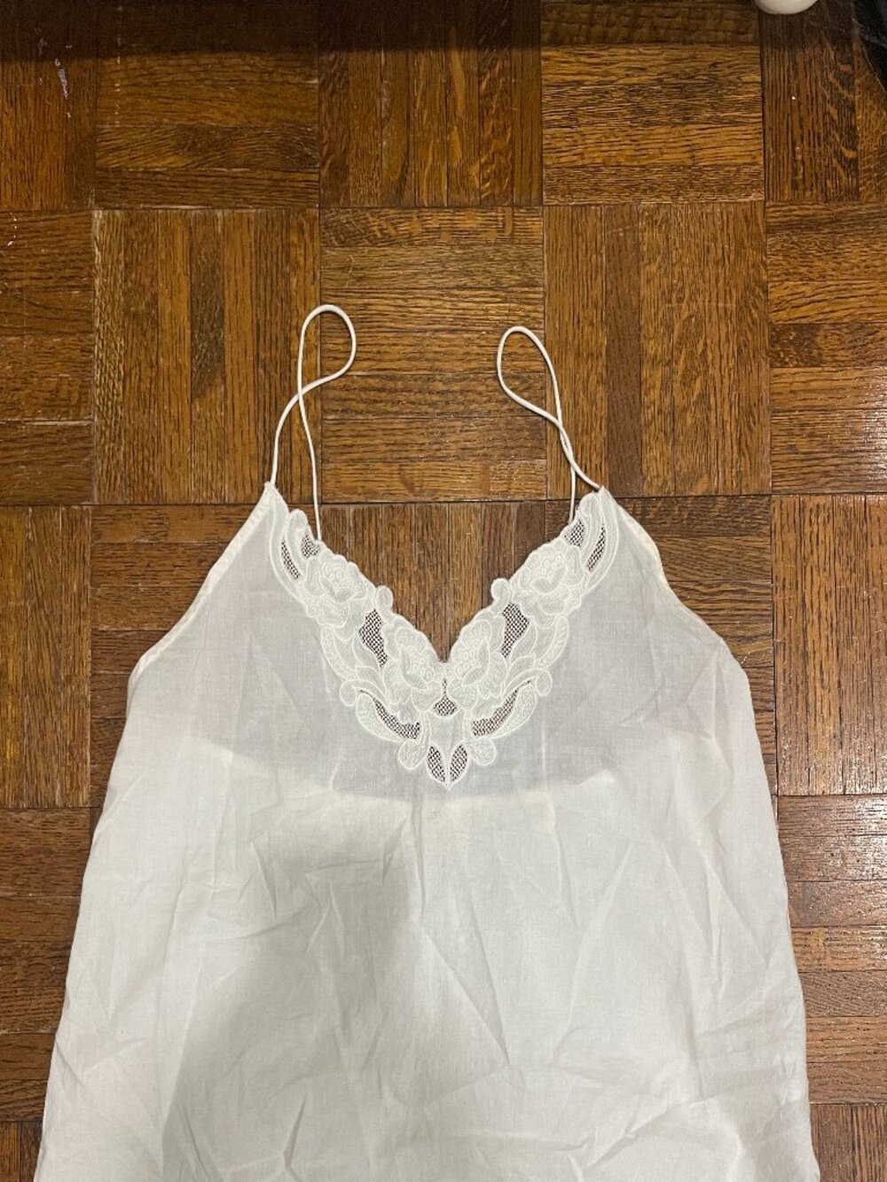 Zara White lightweight Top size Small
